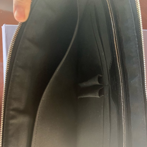 Louis Vuitton document portfolio case - Picture 2 of 6